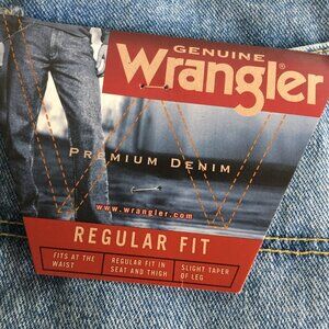 New Wrangler Jeans Regular Fit 36 x 30